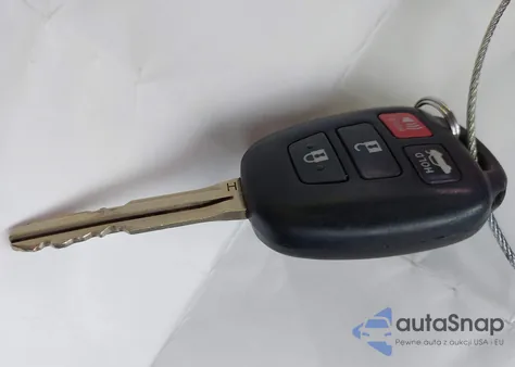 2018 Toyota Corolla Le from USA, damaged, VIN 2T1BURHE5JC009060